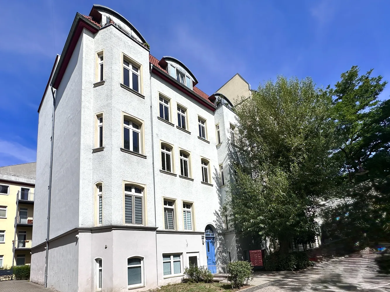 3 Zimmer Wohnung mit 87 m² in Magdeburg – Bild 1