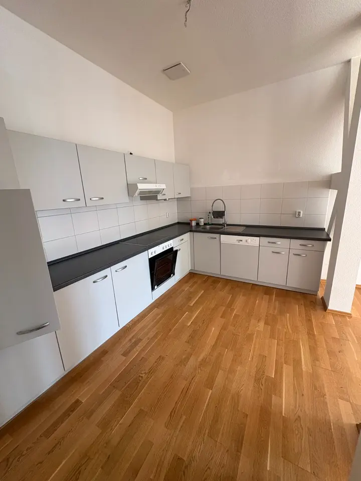 3 Zimmer Wohnung mit 115 m² in Schwerin – Bild 3