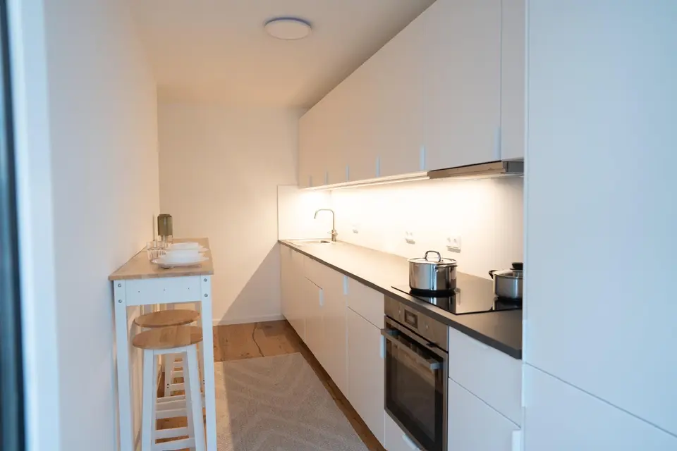 5 Zimmer Wohnung mit 11 m² in München – Bild 2