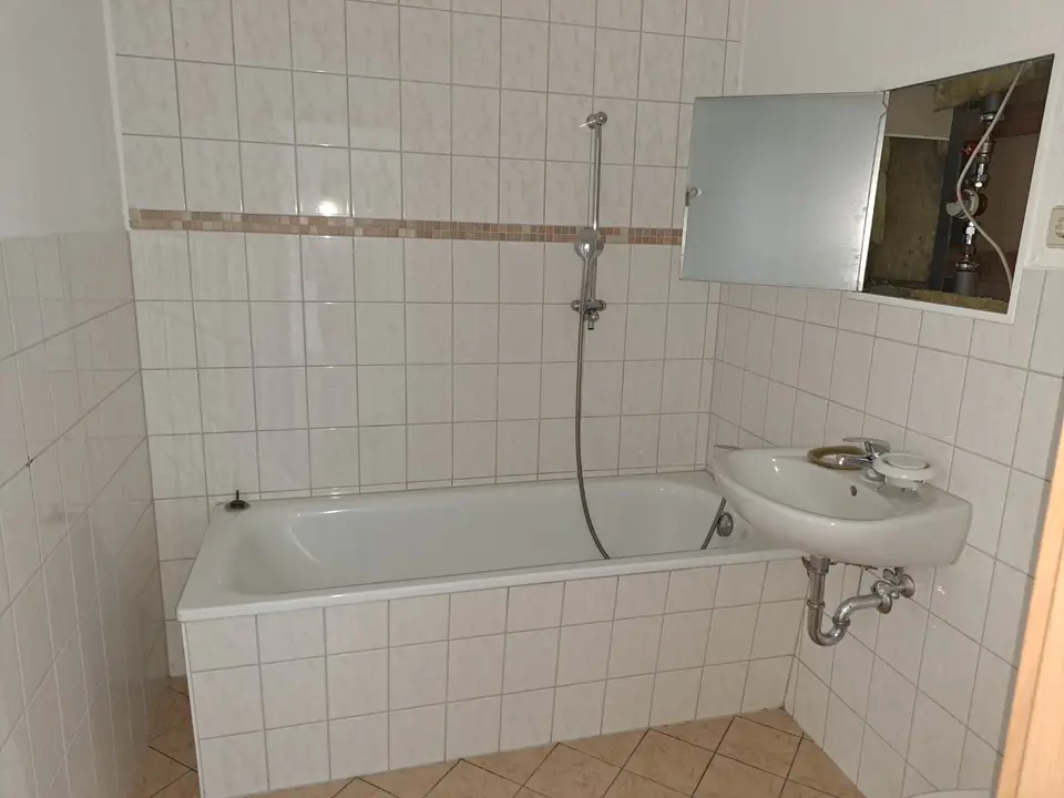 2 Zimmer Wohnung mit 56 m² in Löbau – Bild 4