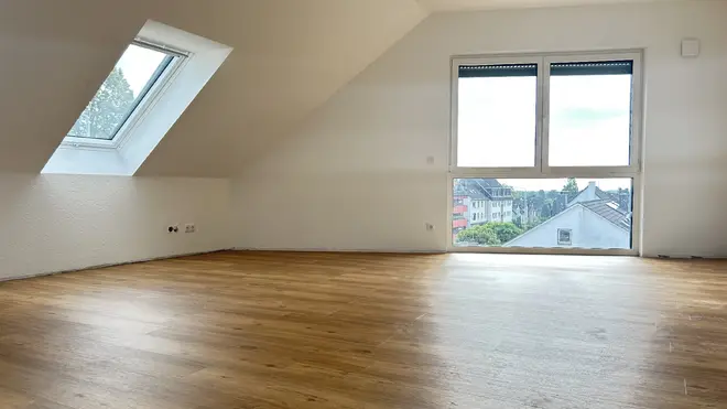 3 Zimmer Wohnung mit 94 m² in Leverkusen – Bild 2