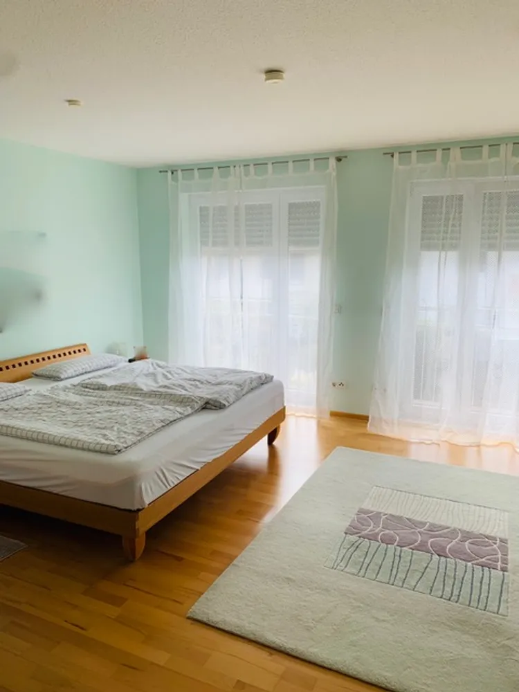 5 Zimmer Wohnung mit 160 m² in Frankfurt am Main – Bild 3