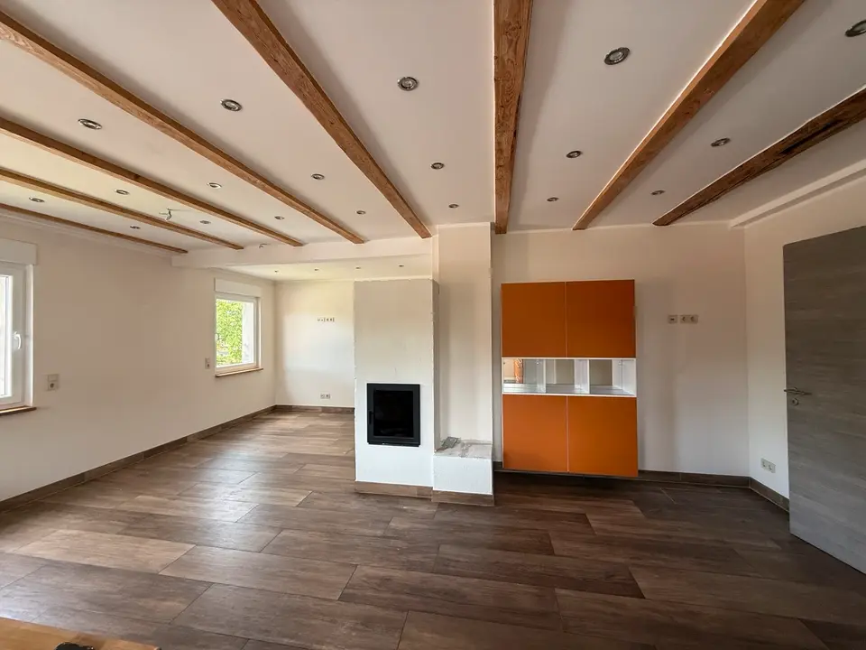 8 Zimmer Haus mit 244 m² in Herford – Bild 1