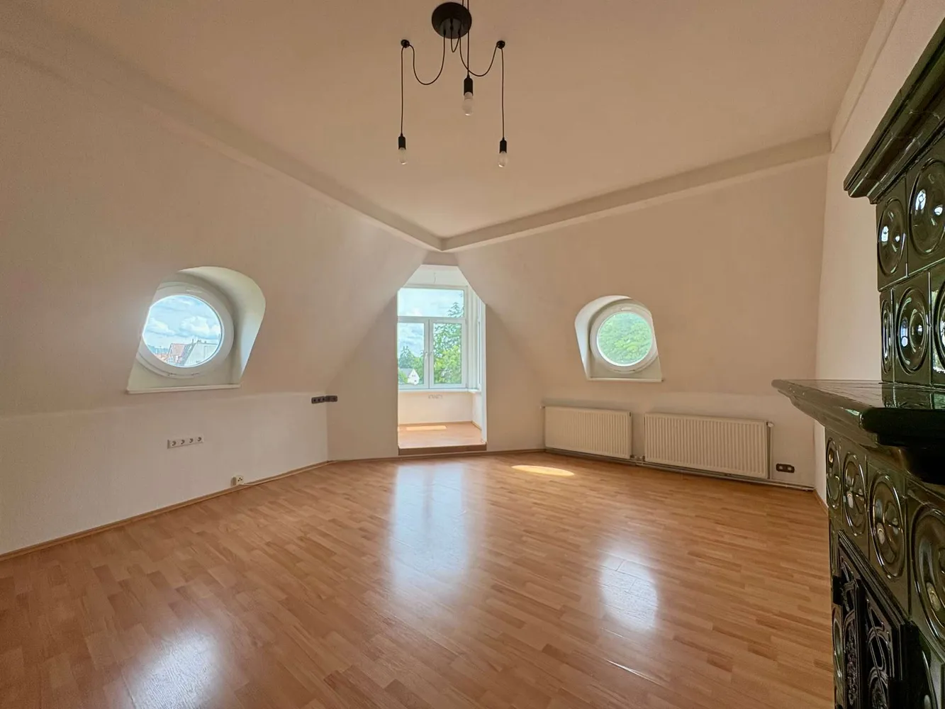3 Zimmer Wohnung mit 110 m² in Hameln – Bild 1