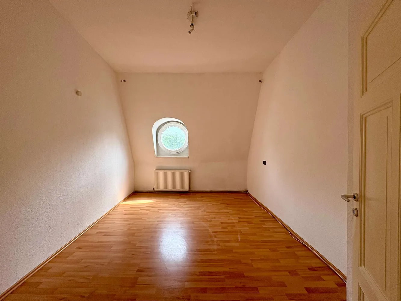 3 Zimmer Wohnung mit 110 m² in Hameln – Bild 7