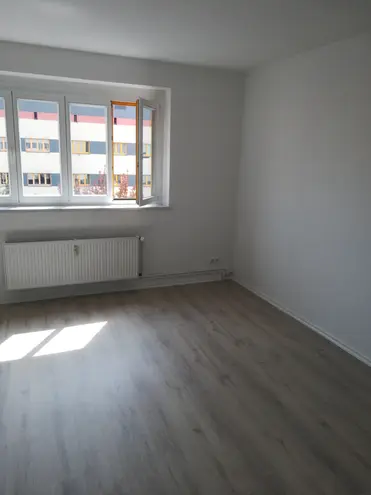 3 Zimmer Wohnung mit 81 m² in Magdeburg – Bild 1