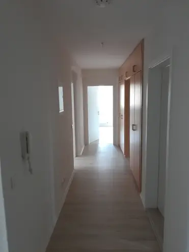 3 Zimmer Wohnung mit 81 m² in Magdeburg – Bild 3