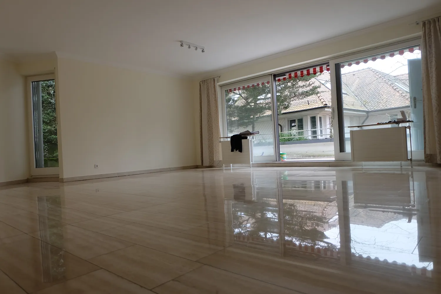 3 Zimmer Wohnung mit 128 m² in Baden-Baden – Bild 2