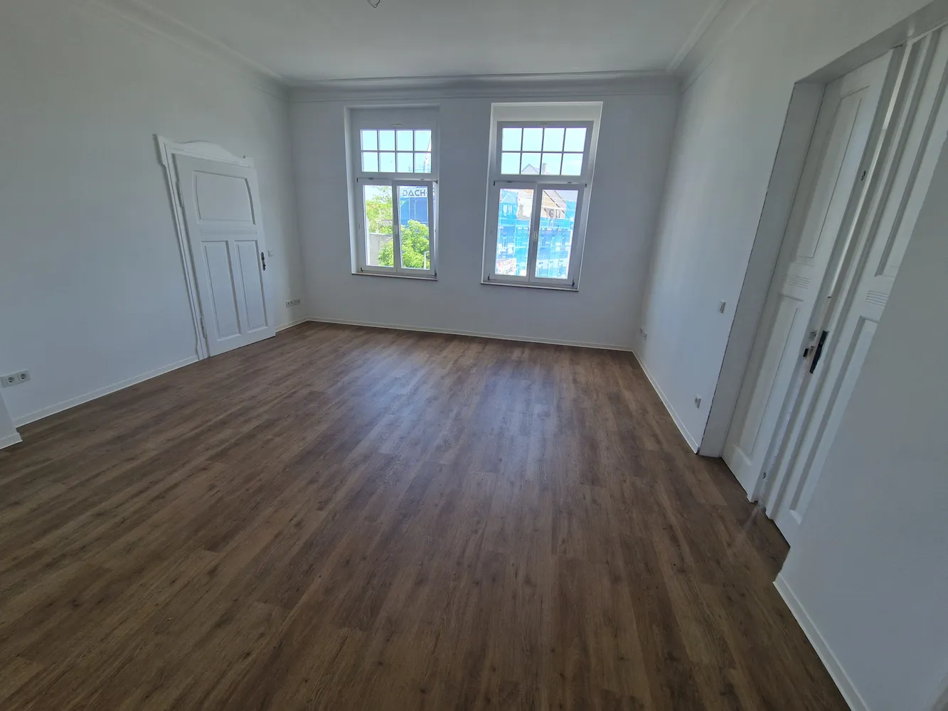 6 Zimmer Wohnung mit 200 m² in Freiberg – Bild 3