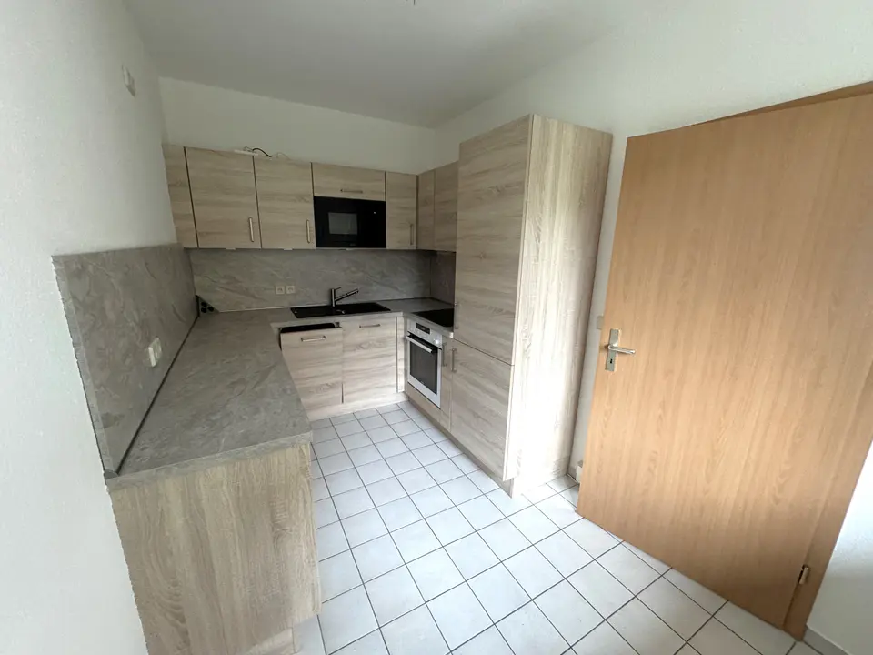 2 Zimmer Wohnung mit 80 m² in Gera – Bild 3
