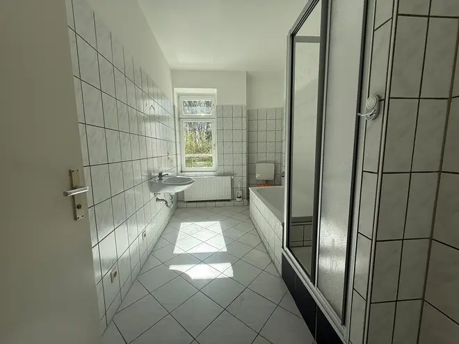 4 Zimmer Wohnung mit 100 m² in Leipzig – Bild 2