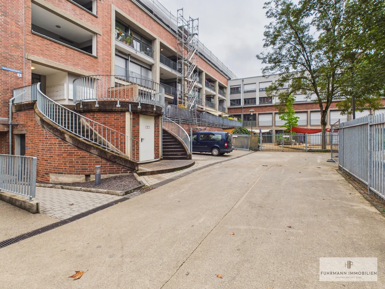3 Zimmer Wohnung mit 100 m² in Saarbrücken – Bild 1