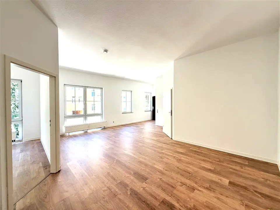 2 Zimmer Wohnung mit 60 m² in Dresden – Bild 1