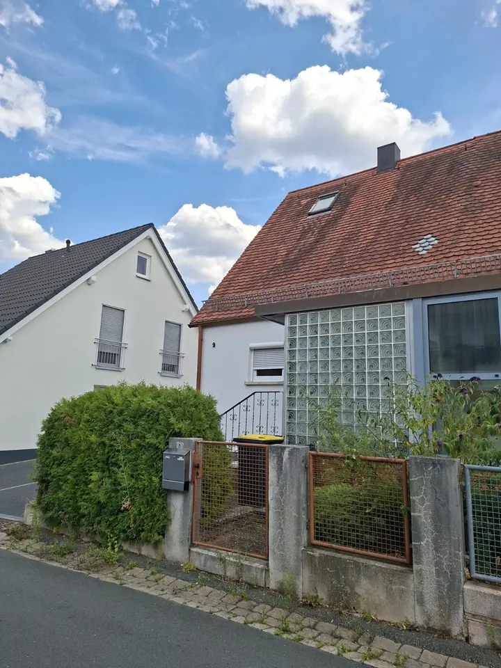 3 Zimmer Haus mit 90 m² in Nürnberg – Bild 2