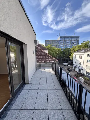 3 Zimmer Wohnung mit 110 m² in Frankfurt am Main – Bild 11