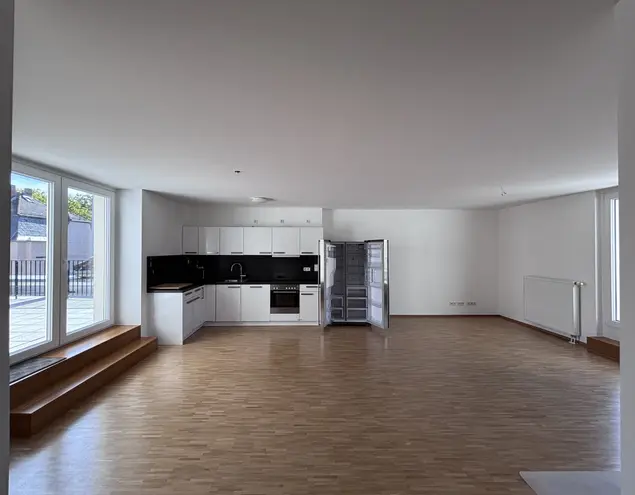 3 Zimmer Wohnung mit 110 m² in Frankfurt am Main – Bild 2