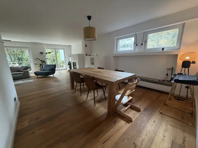 6 Zimmer Wohnung mit 225 m² in Düsseldorf – Bild 3