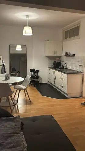 2 Zimmer Wohnung mit 40 m² in Köln – Bild 4