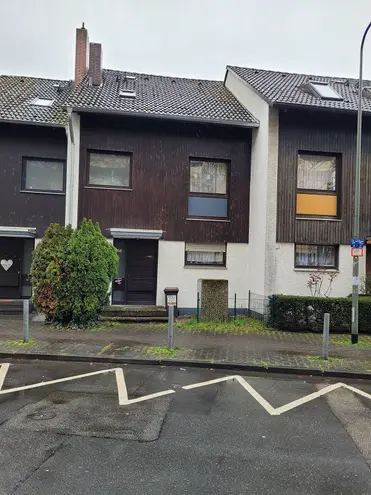 5 Zimmer Haus mit 132 m² in Frankfurt am Main – Bild 1