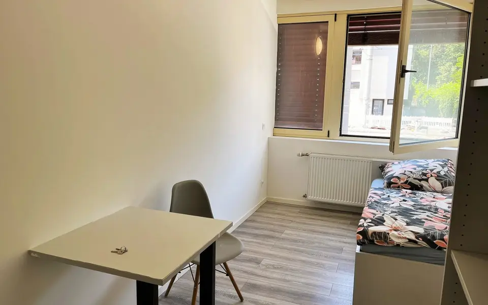 WG-Zimmer mit 12 m² in Stuttgart – Bild 2