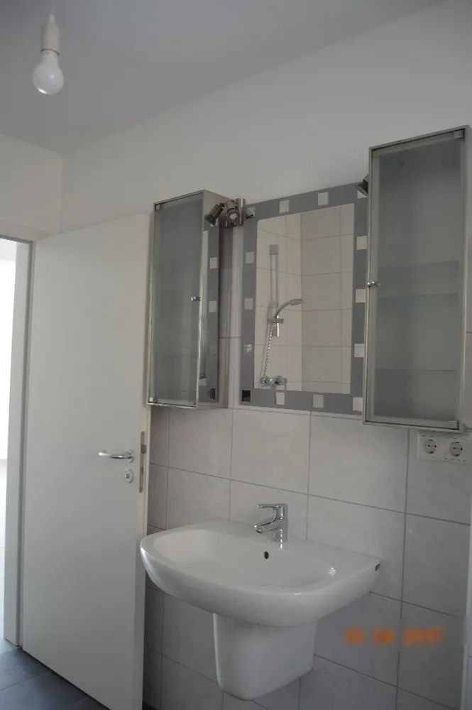2 Zimmer Wohnung mit 46 m² in Neuss – Bild 5