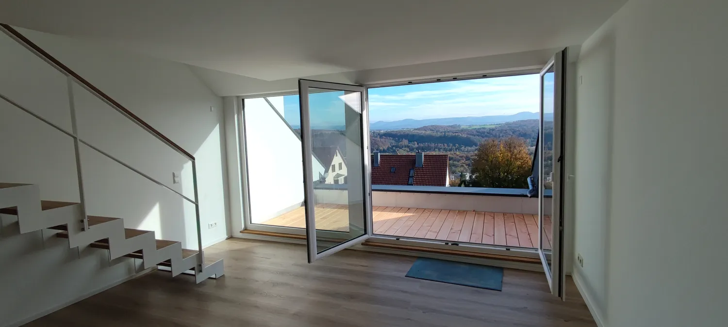 5 Zimmer Wohnung mit 122 m² in Tübingen – Bild 1