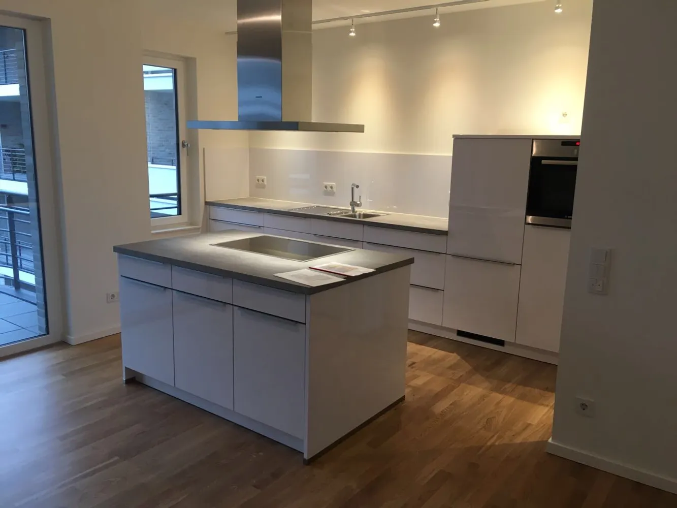 3 Zimmer Wohnung mit 98 m² in Düsseldorf – Bild 2