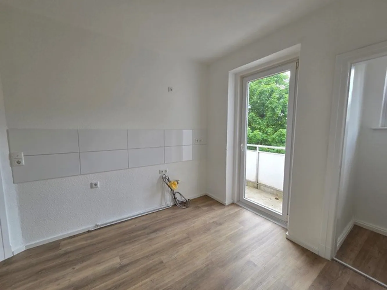 2 Zimmer Wohnung mit 56 m² in Cuxhaven – Bild 2