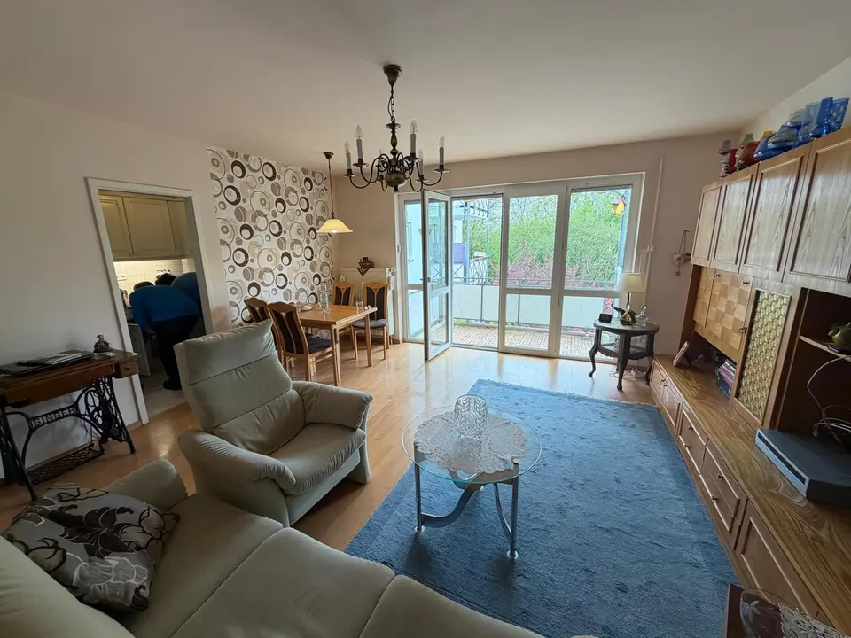 2 Zimmer Wohnung mit 58 m² in Zwickau – Bild 1