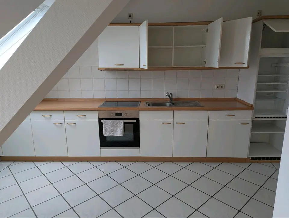 3 Zimmer Wohnung mit 90 m² in Stendal – Bild 2