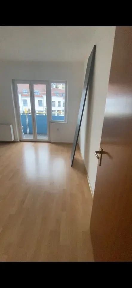 4 Zimmer Wohnung mit 114 m² in Saarbrücken – Bild 3