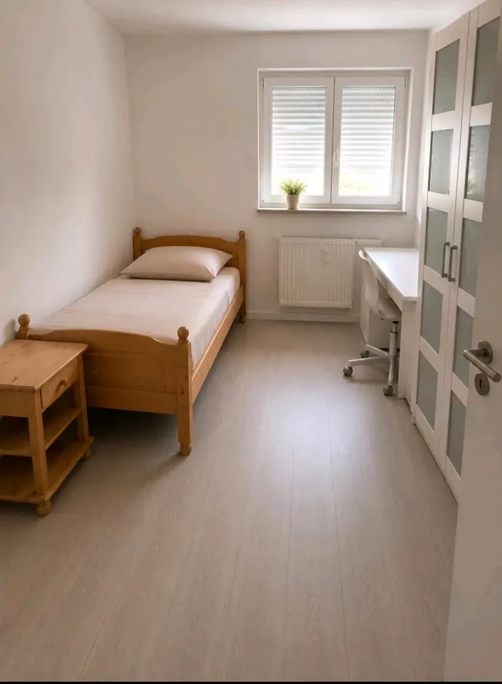 6 Zimmer Wohnung mit 11 m² in Erding – Bild 2
