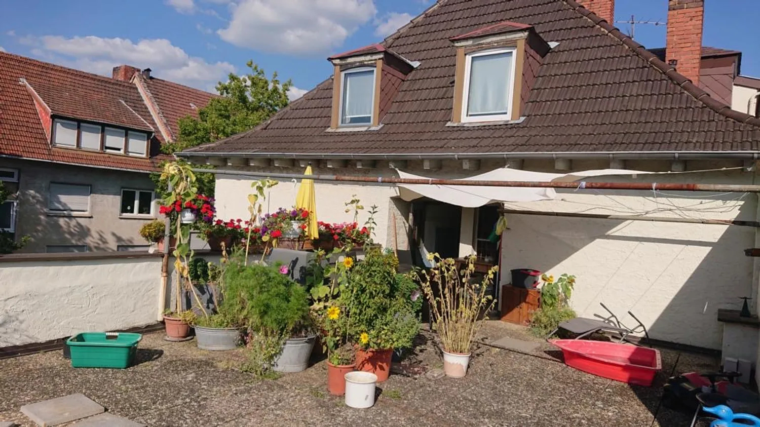 4 Zimmer Wohnung mit 120 m² in Saarbrücken – Bild 1