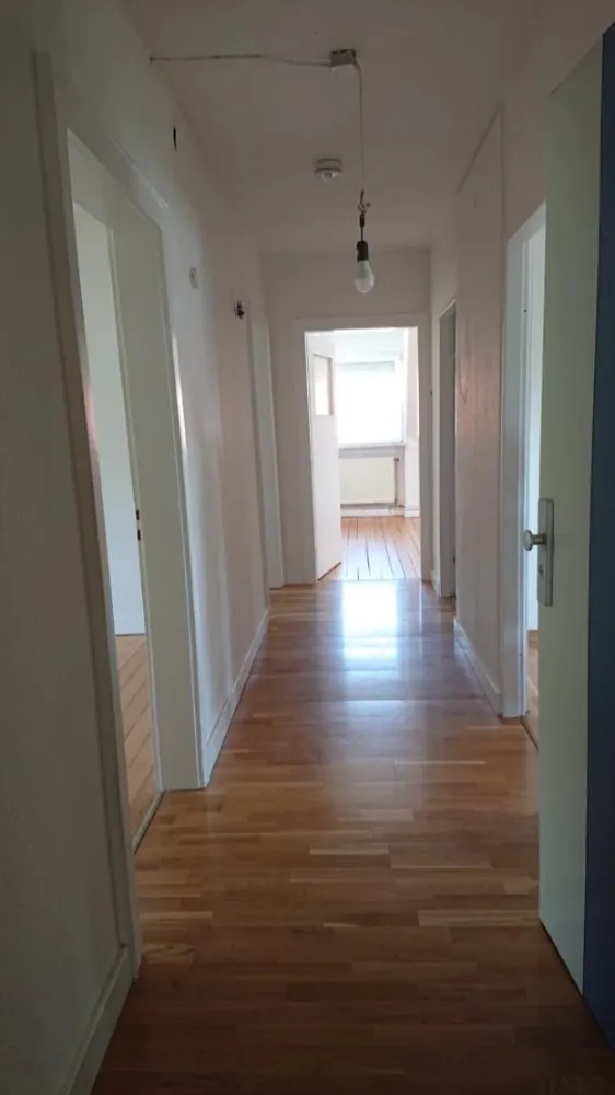 4 Zimmer Wohnung mit 120 m² in Saarbrücken – Bild 3