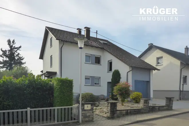 2 Zimmer Wohnung mit 45 m² in Karlsruhe – Bild 1