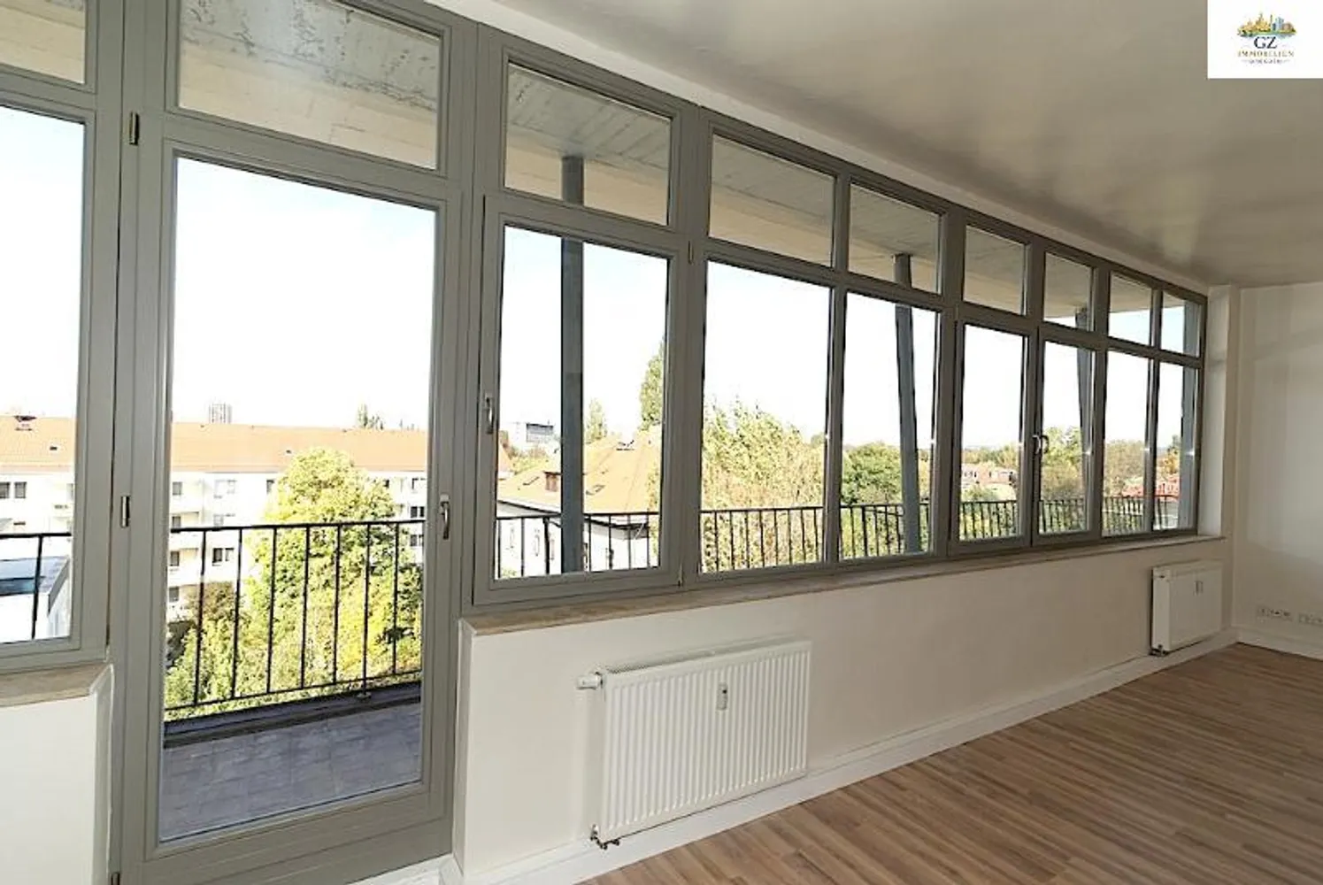 2 Zimmer Wohnung mit 76 m² in Dresden – Bild 1