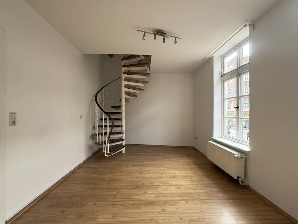 2 Zimmer Wohnung mit 65 m² in Schwerin – Bild 2