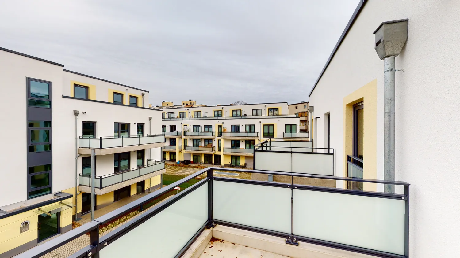 2 Zimmer Wohnung mit 60 m² in Köln – Bild 8