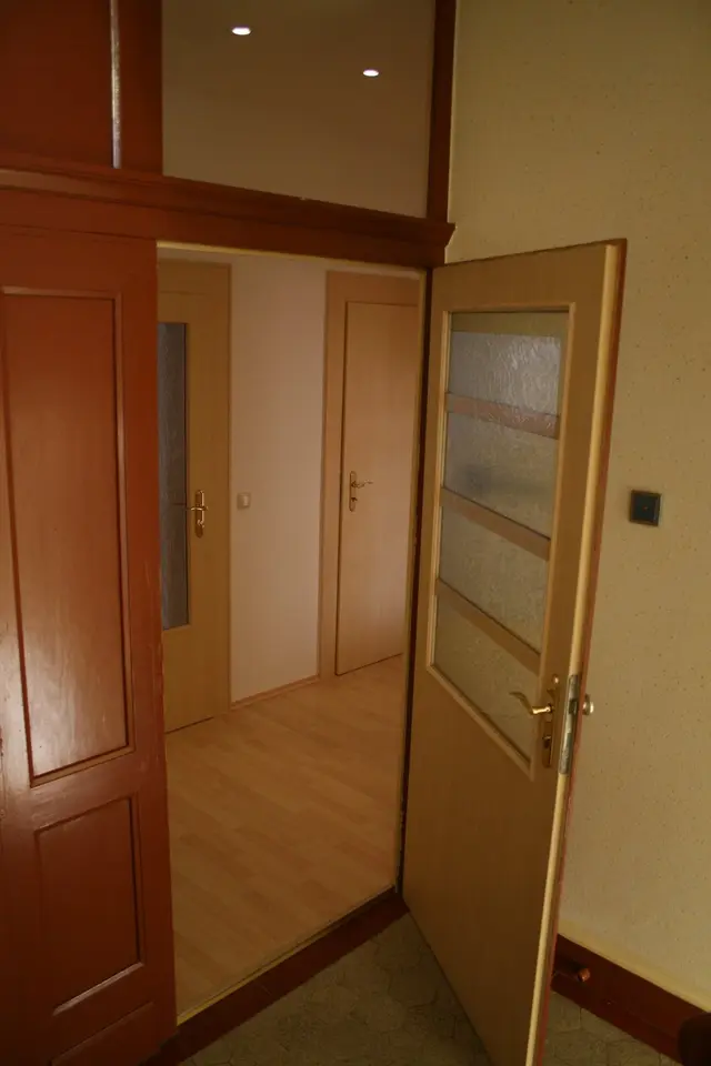 2 Zimmer Wohnung mit 57 m² in Plauen – Bild 4