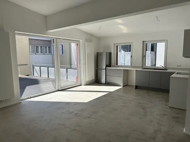 3 Zimmer Wohnung mit 100 m² in Stuttgart – Bild 1