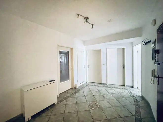 4 Zimmer Wohnung mit 109 m² in Frankfurt am Main – Bild 7
