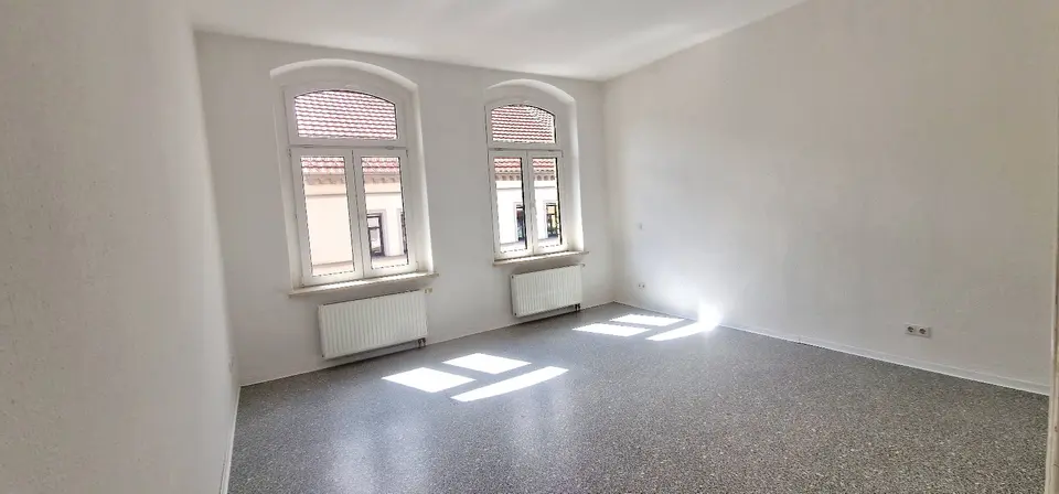 4 Zimmer Wohnung mit 105 m² in Sangerhausen – Bild 1