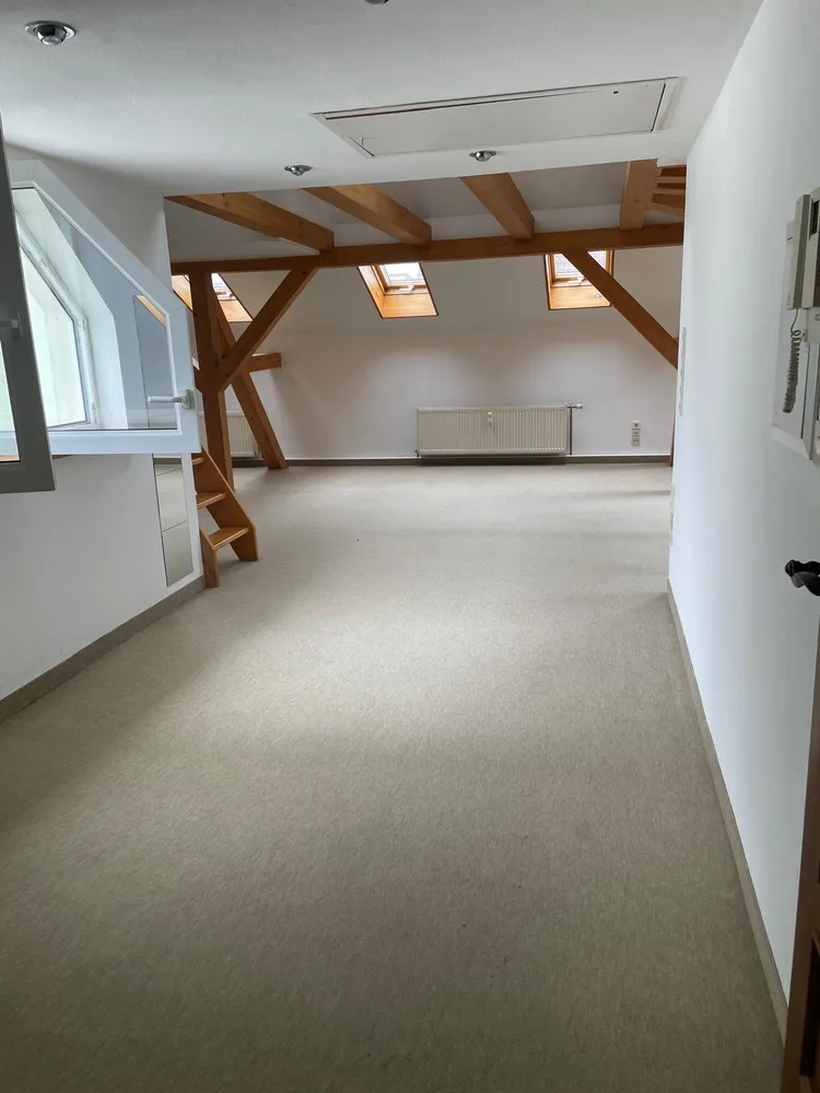 1 Zimmer Wohnung mit 74 m² in Gera – Bild 2