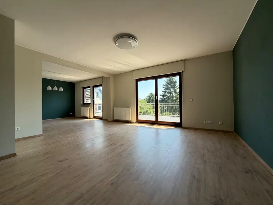 6 Zimmer Haus mit 206 m² in Leverkusen – Bild 1