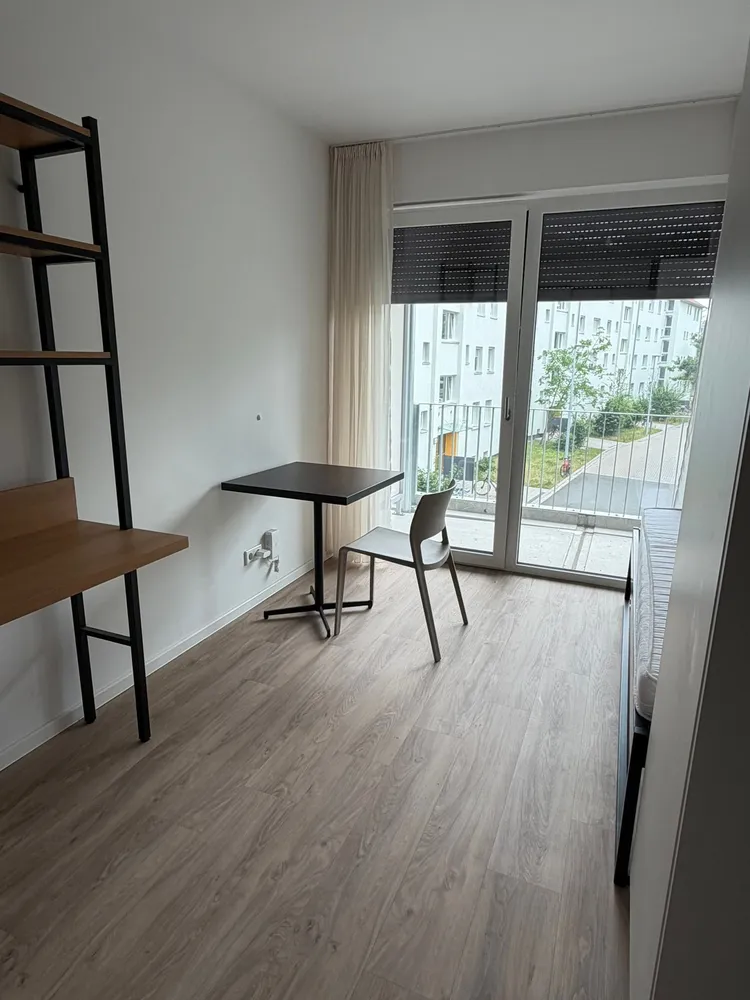 1 Zimmer Wohnung mit 27 m² in Erlangen – Bild 2
