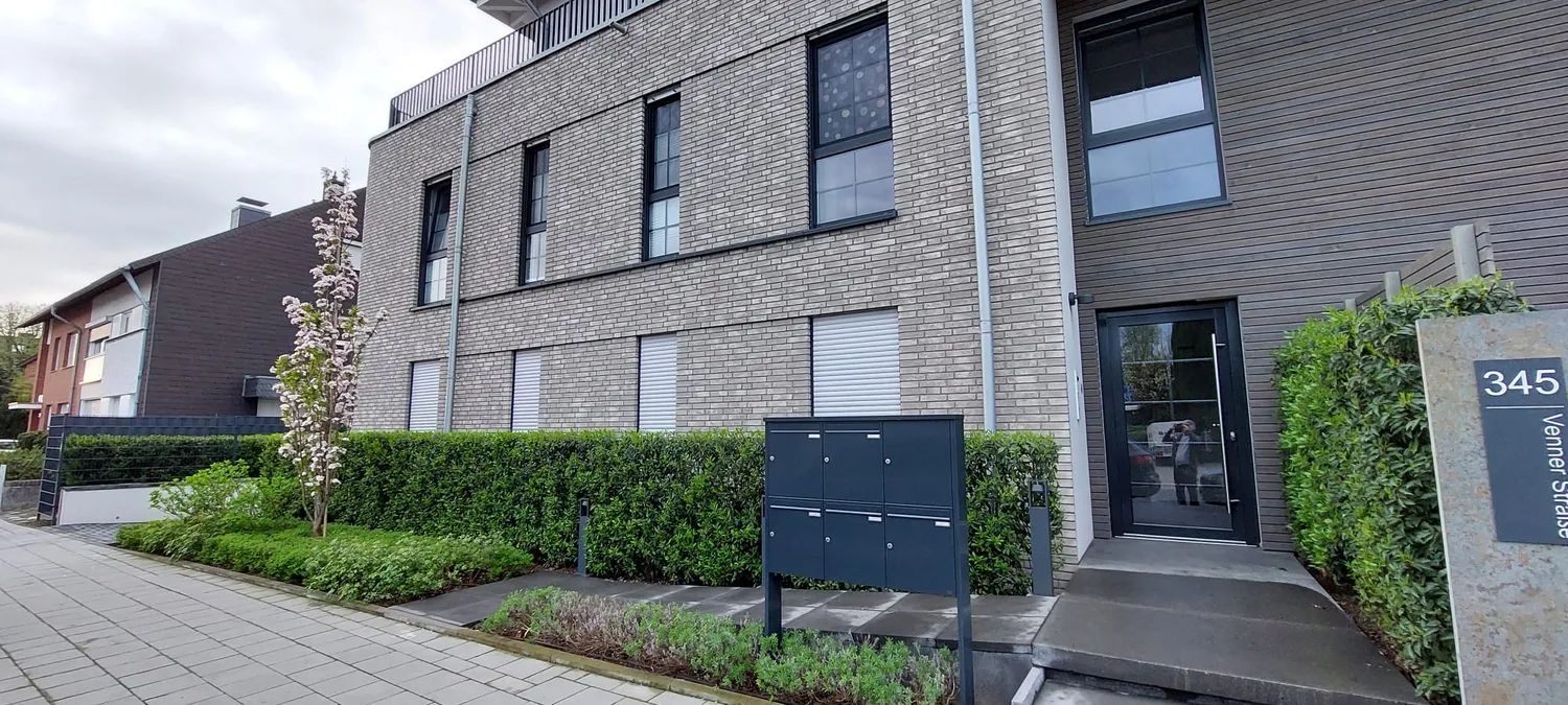 4 Zimmer Wohnung mit 136 m² in Mönchengladbach – Bild 1