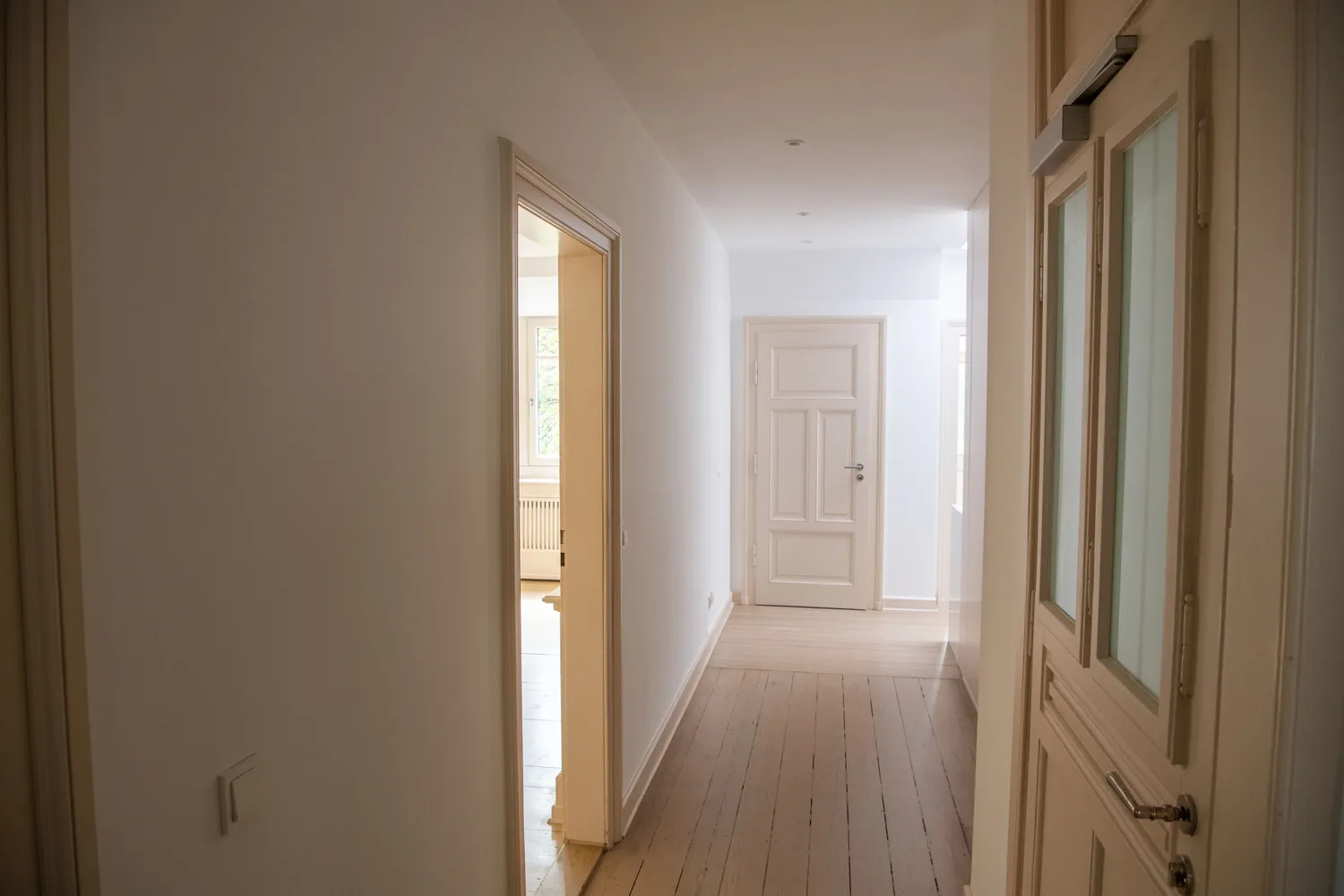 4 Zimmer Wohnung mit 120 m² in Frankfurt am Main – Bild 1