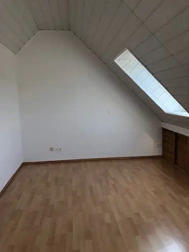 4 Zimmer Wohnung mit 107 m² in Mainz – Bild 2