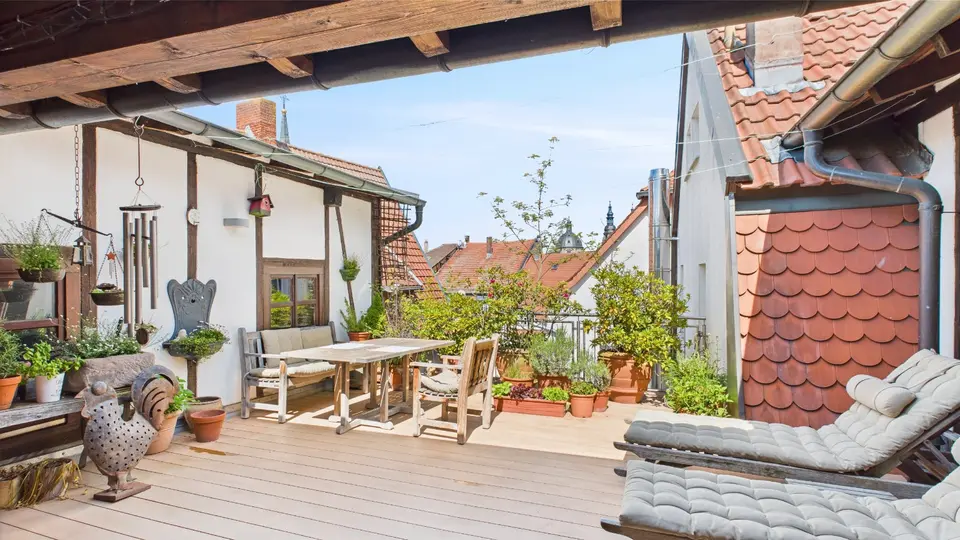 7 Zimmer Wohnung mit 225 m² in Fulda – Bild 4