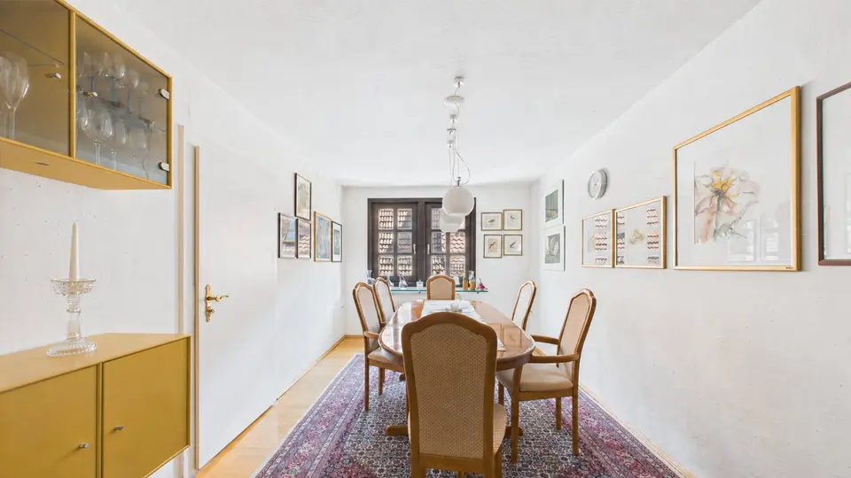 7 Zimmer Wohnung mit 225 m² in Fulda – Bild 6